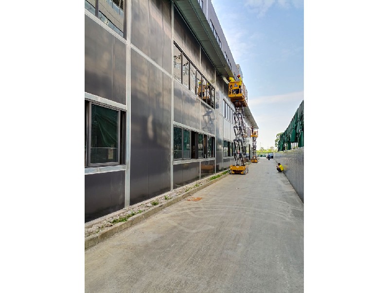 廣東嘉騰機器人加建鋼結構倉庫